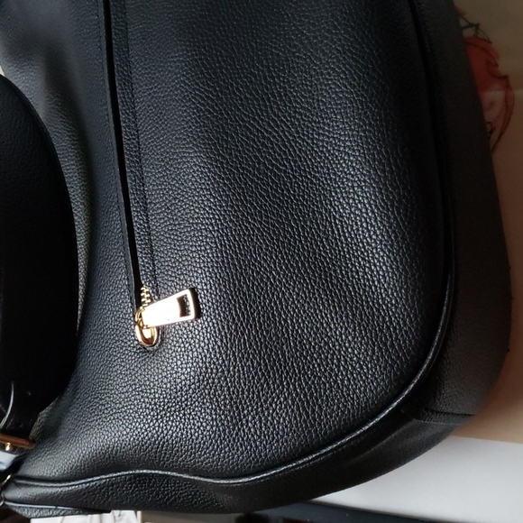 🍂💛💖🍁COACH Sutton cross-body handbag🍁💖💛🍂 - Picture 6 of 7